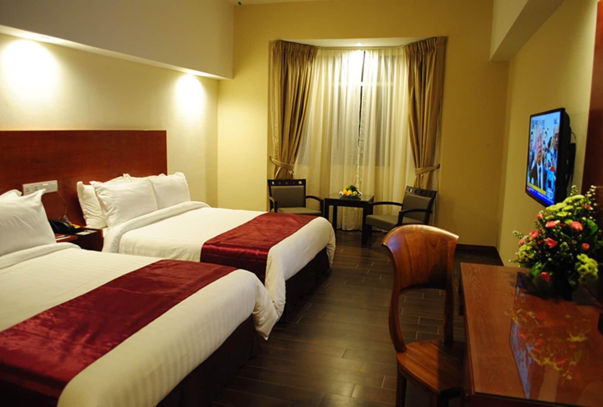 Palm Seremban Hotel Экстерьер фото